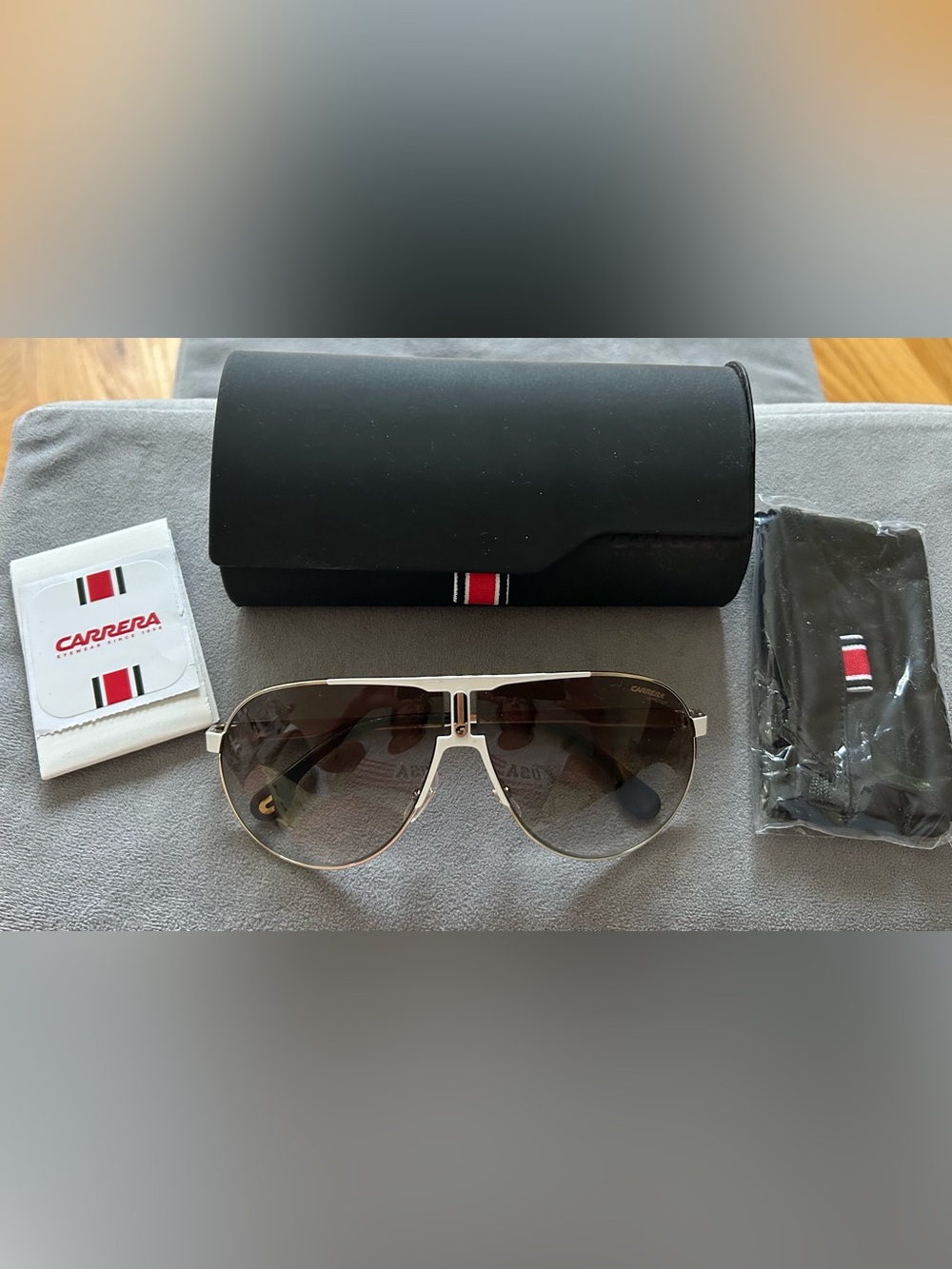 Sunglasses Brand New Carrera Women/Unisex